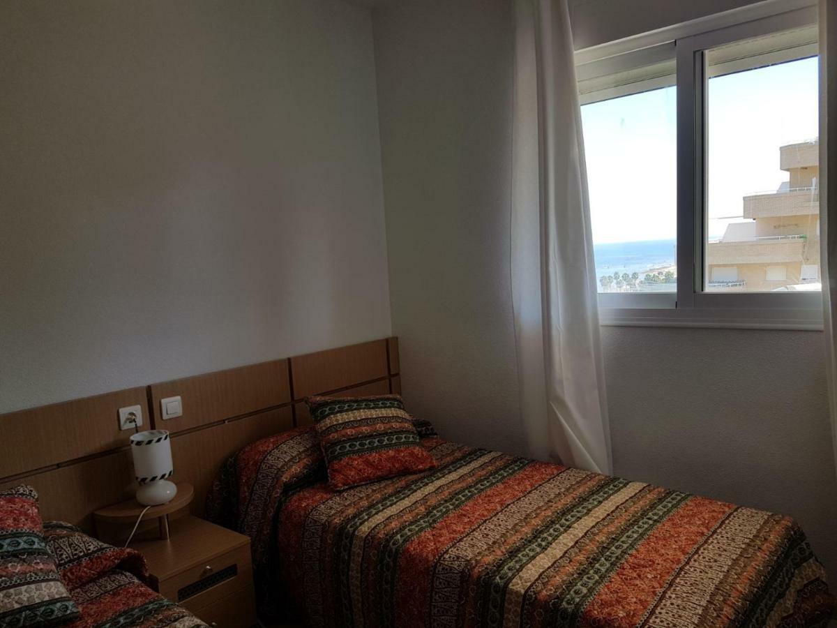 Апартаменты Cala Blanca 2 Frontal Al Mar Оропеса-дель-Мар Экстерьер фото
